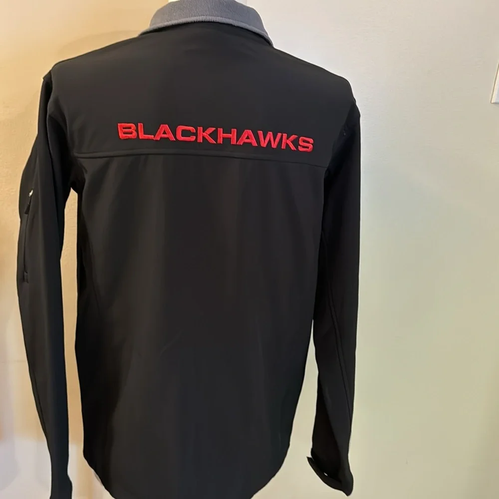 NHL Blackhawks Men’s Black Jacket with Fleece lined Medium Water Resistant